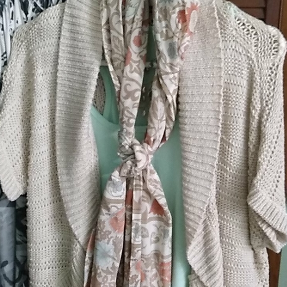 Short Sleeved Cardigan SuperCute - Picture 2 of 4